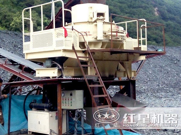 沖擊式制砂機(jī) 沖擊式制砂機(jī)