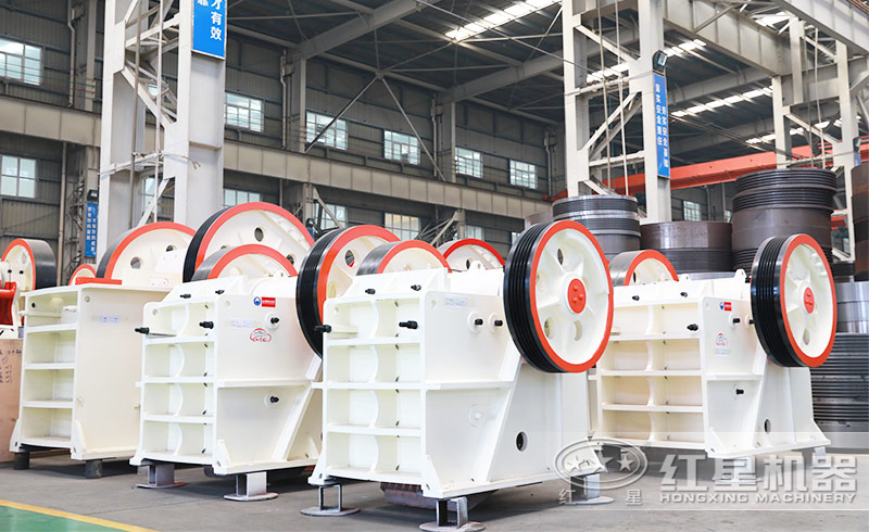 顎式破碎機(jī)750×250多少錢一臺？產(chǎn)量是多少？